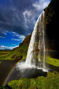 Island vodopád Seljalandfoss