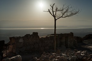 Východ slunce nad Mrtvým mořem